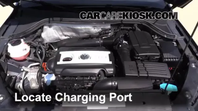 2013 Volkswagen Tiguan S 2.0L 4 Cyl. Turbo Aire Acondicionado Agregar Freón